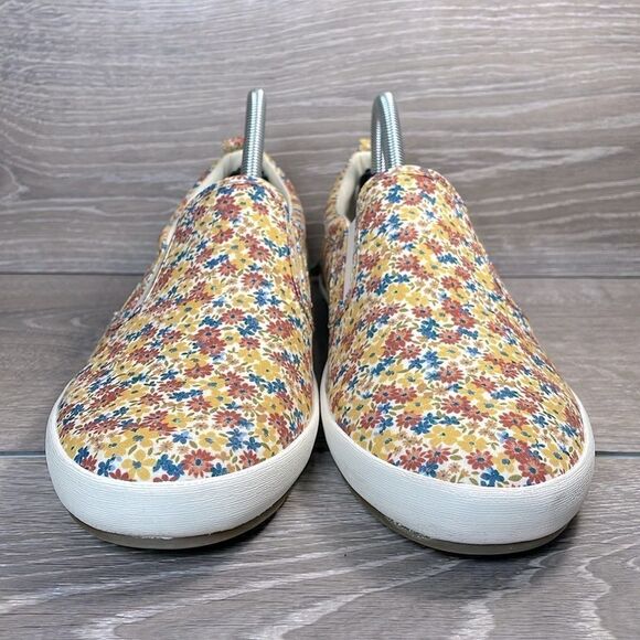NWT Taos Dandy Floral Multi Color Canvas Women’s Sz 9.5 Slip On Loafer Sneakers - Picture 2 of 12
